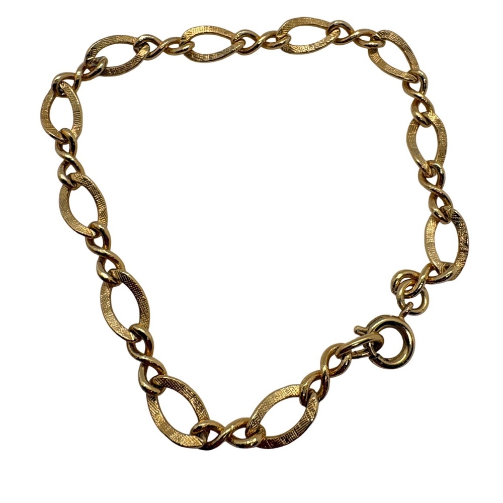 Vintage Gold Tone Textured Oval Link Charm Bracelet 7 Inch Spring Ring Clasp